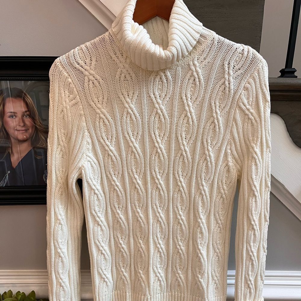 Jeanne Pierre Cream Cable Knit Baby Pearl Embellished Sweater sz M NWOT